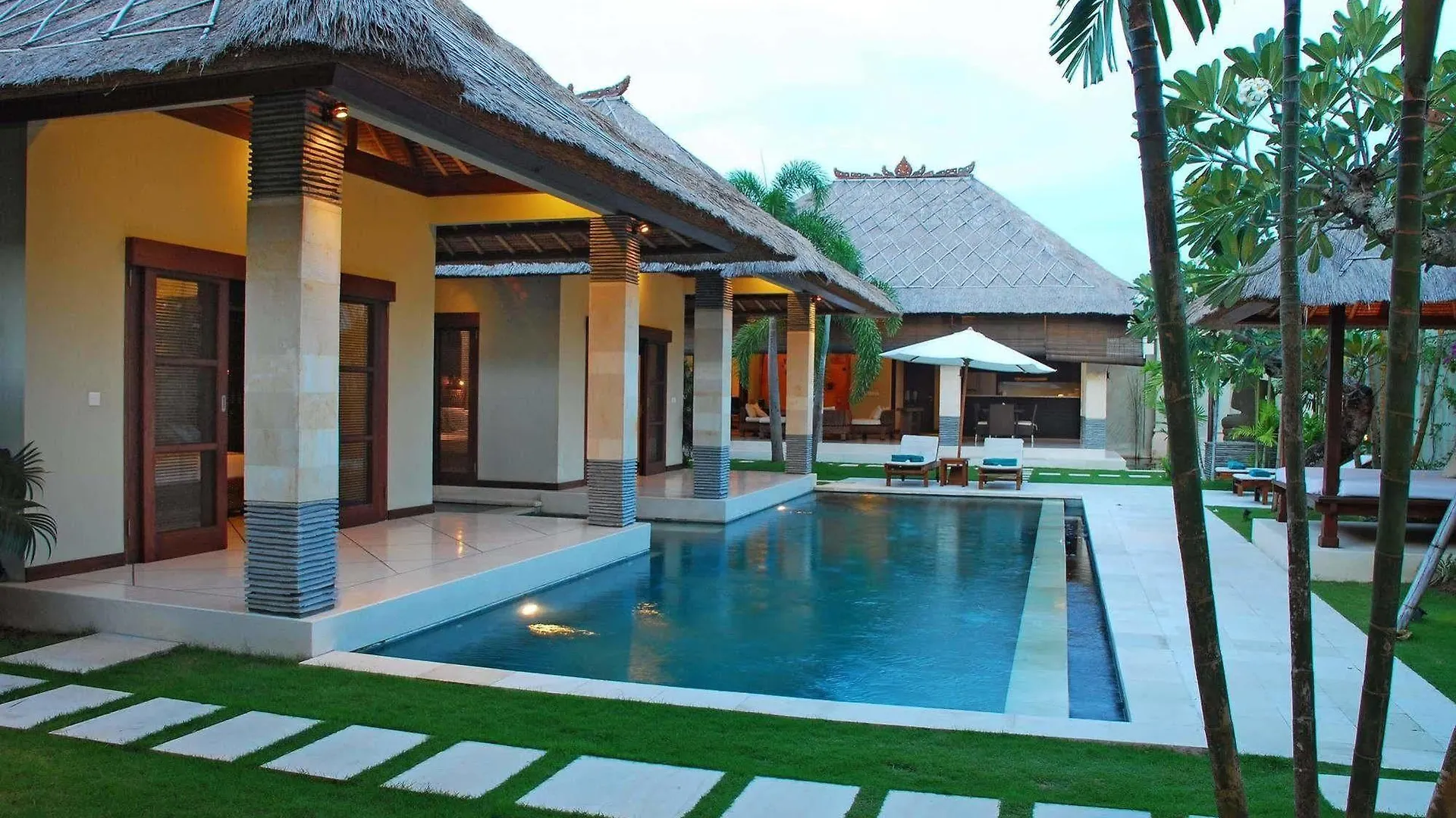 Villa Cahaya Seminyak