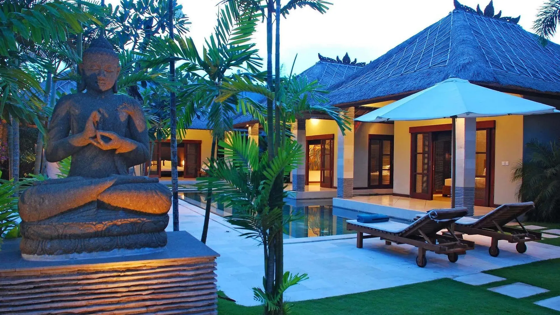 Villa Cahaya Seminyak Indonesia