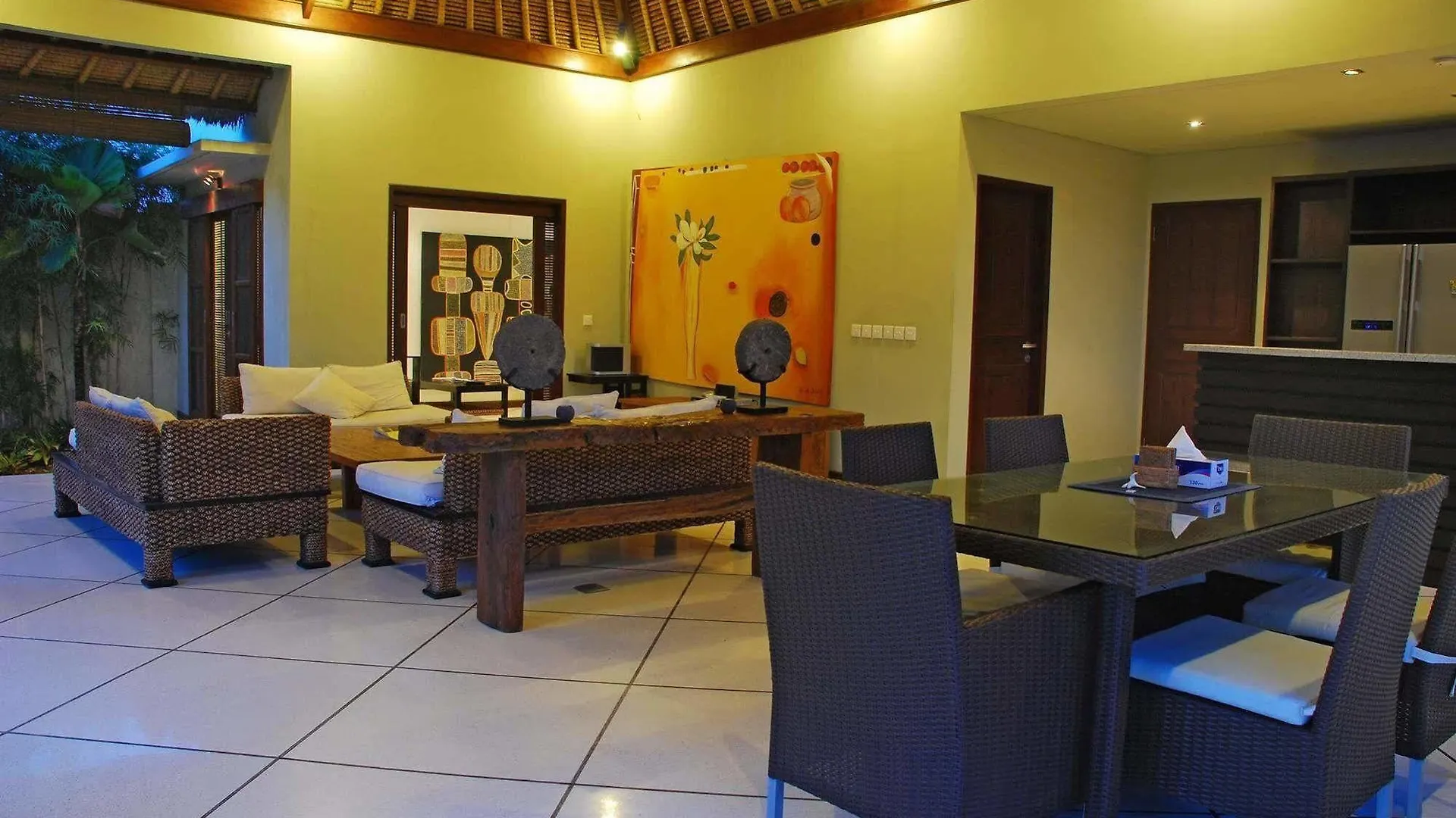 Villa Cahaya Seminyak Indonesia